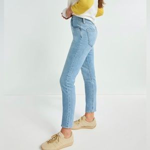 COPY - Denim Forum Jeans